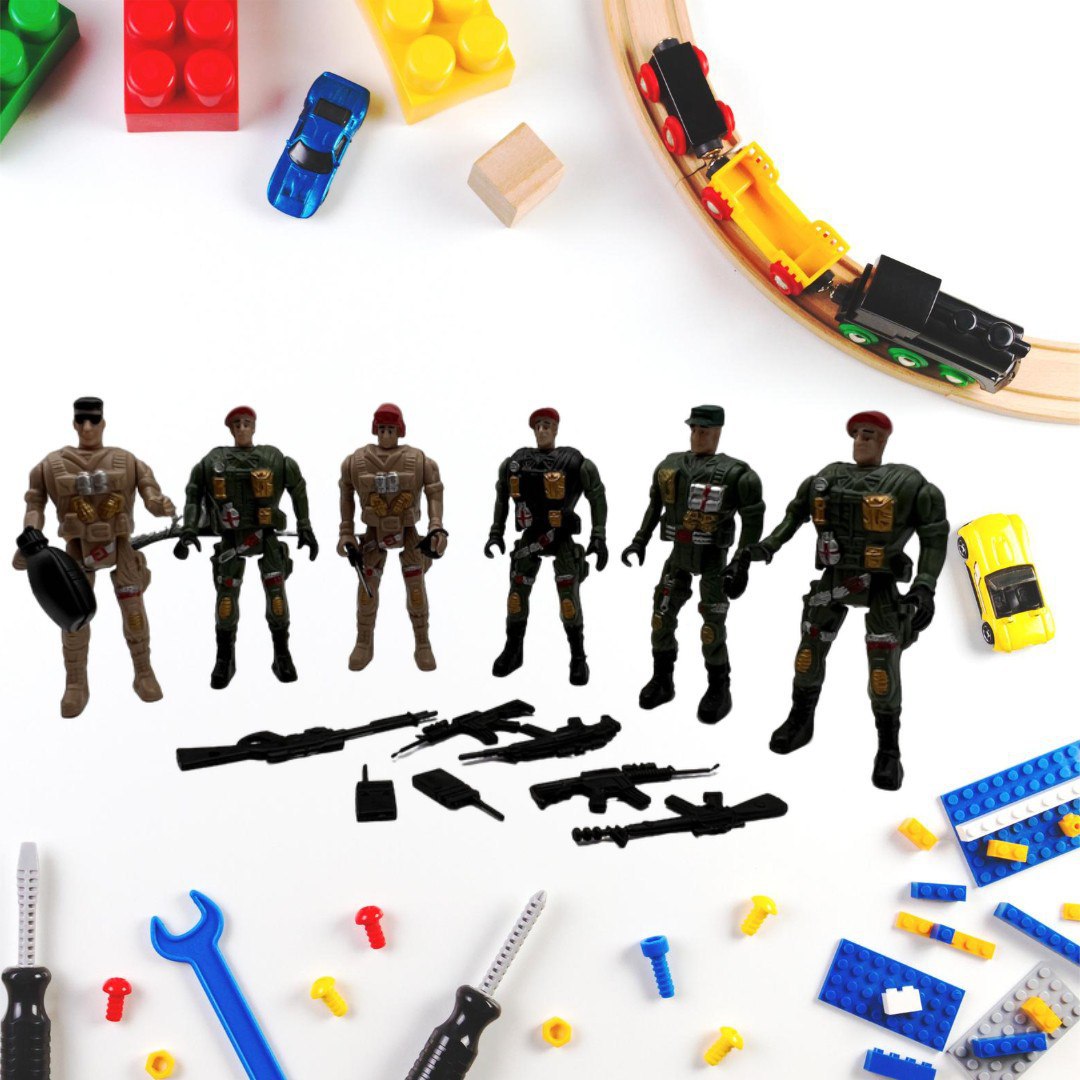اسباب بازی سرباز کاماندو مختلف همراه با وسایل