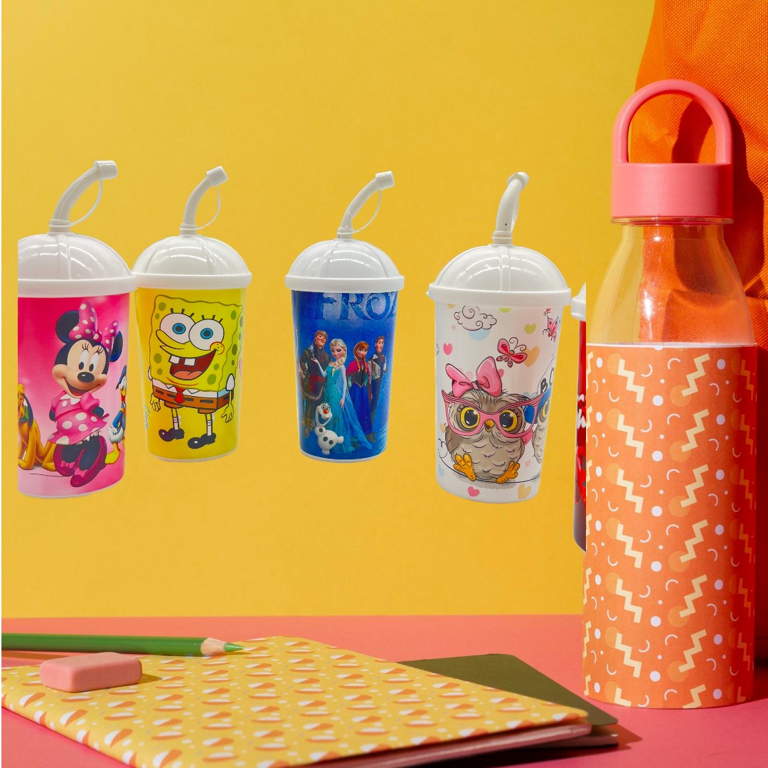 لیوان نی دار